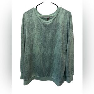 Mondetta Women’s Pull Over Crew Neck